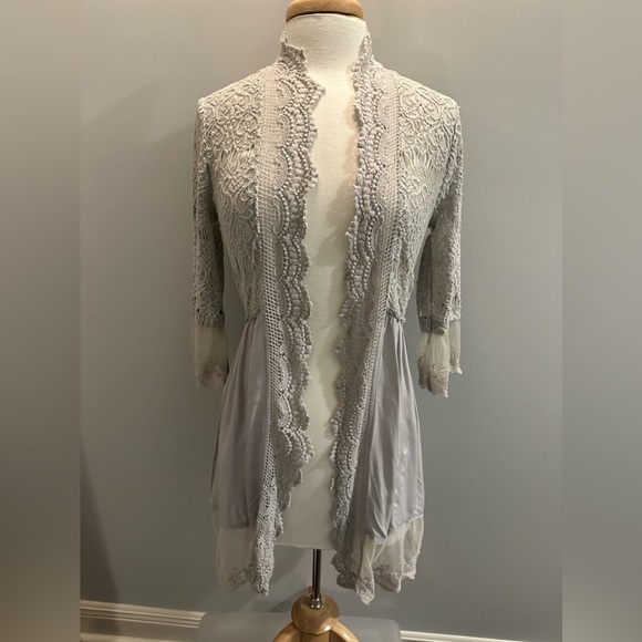 BKE Boutique Chiffon Lace overlay Flyaway Cardigan. Size XSmall Glacier … - Picture 2 of 14